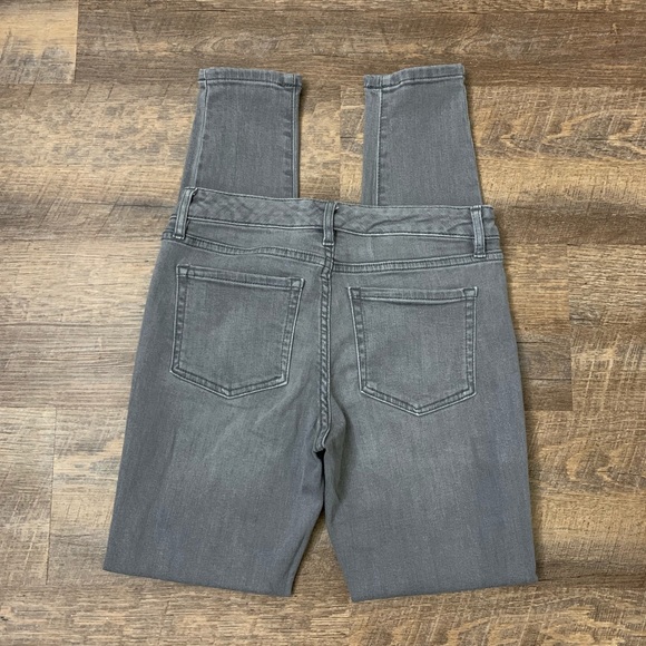 Joe Fresh | Grey Classic SLIM Jeans - Picture 3 of 13